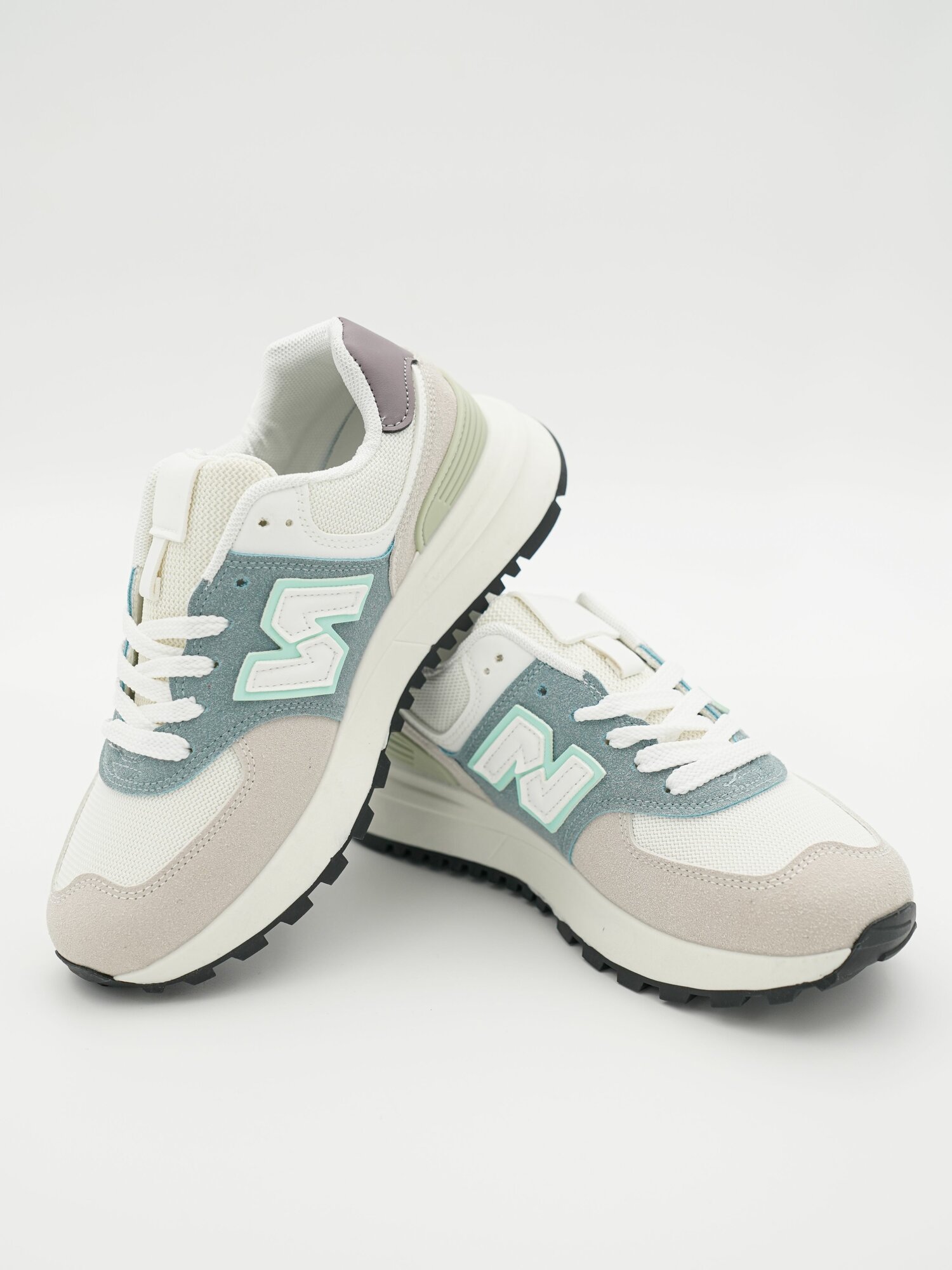 фото Кроссовки