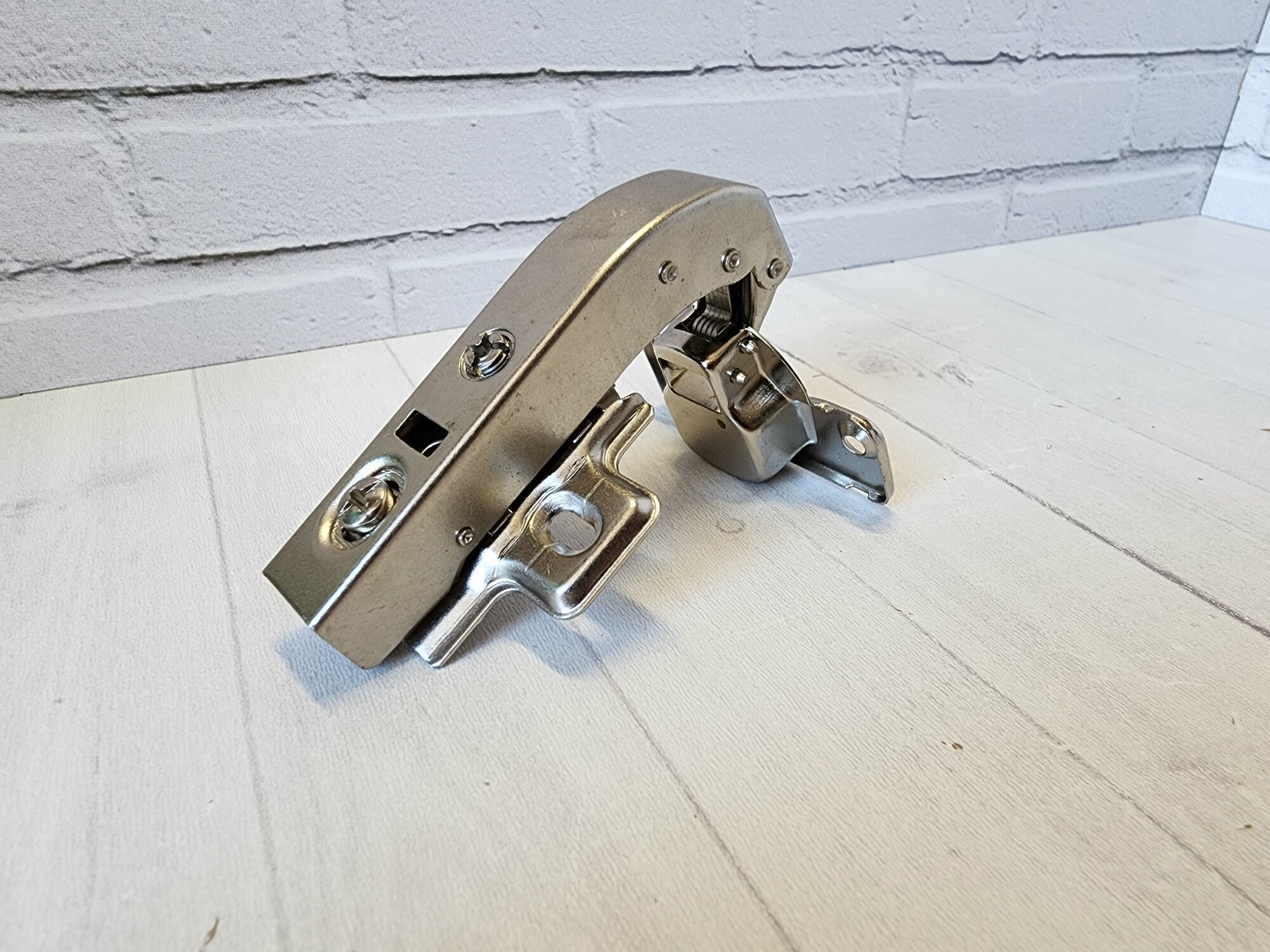 фото Петля FGV 90 Integra 2-Ways с доводчиком (1 шт)