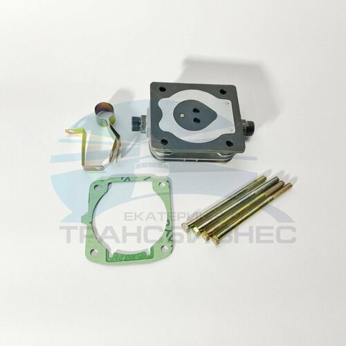 Головка цилиндра воздушного компрессора (с клапаном) тата Е2 Е3 (252513100126)