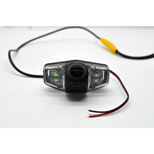 Камера заднего вида - Honda Civic 8 AHD 720P в штатное место 2662₽