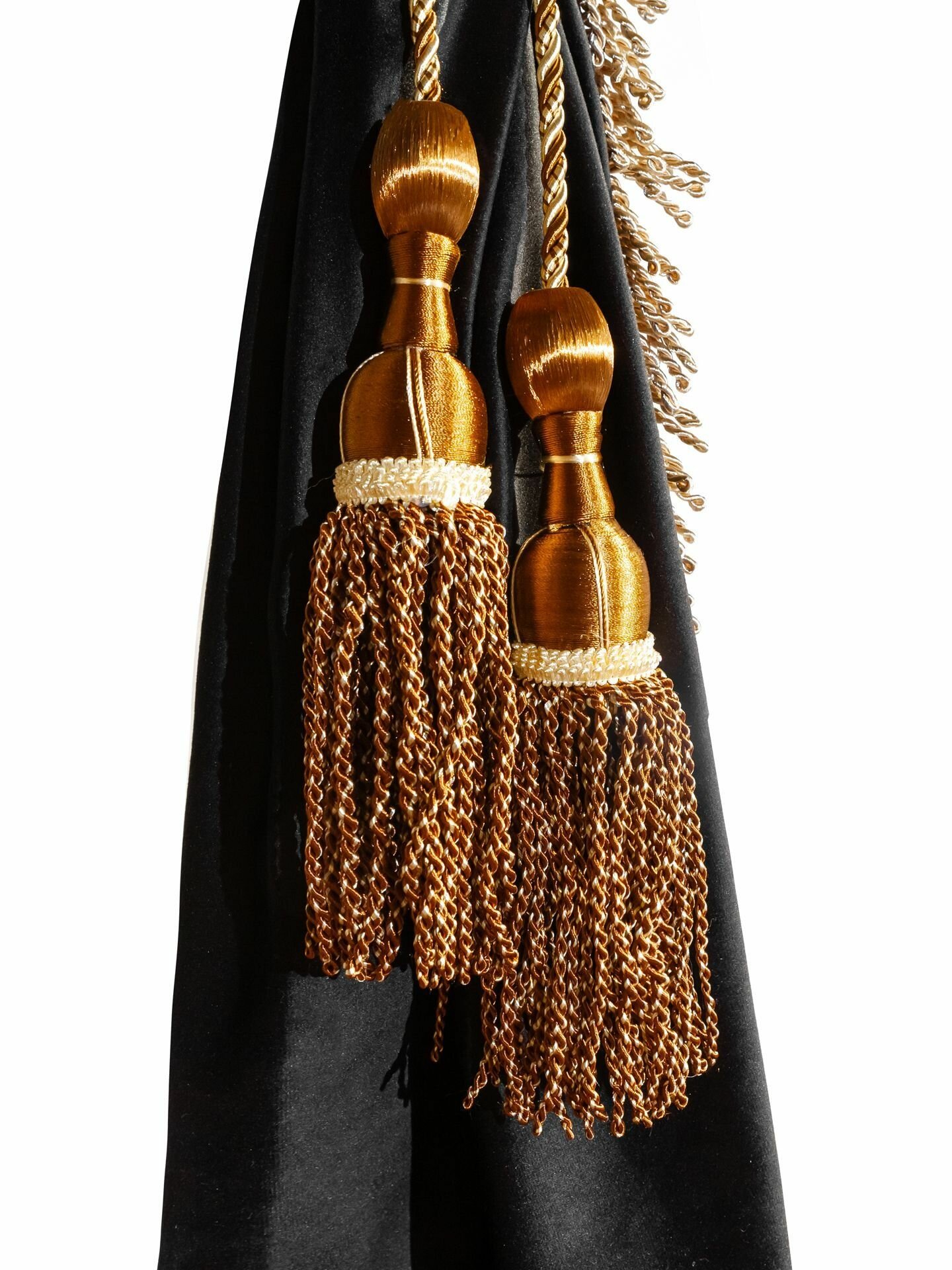 Подхваты-кисти декоративные для штор коричневые. Комплект из 2 штук (4 кисти). Держатель для штор. Зажимы для занавесок и тюли.