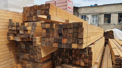 Изображение товара Брус обрезной из лиственницы 100х200х6000 мм 1й сорт, естественной влажности