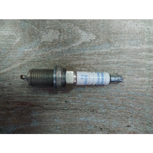 Свеча зажигания на лада ларгус Lada Largus 700₽