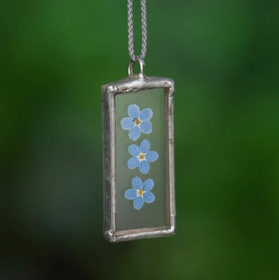 Forget me not, стекло