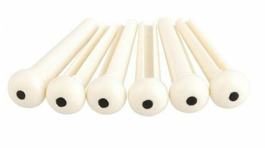 фото Alice A021IVY 6pack, пины для акустической гитары. Держатели струн гитары. Слоновая кость с черной точкой. 6 штук