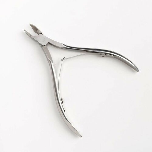 Кусачки маникюрные для кутикулы 95 см длина лезвия - 8 мм цвет серебристый 600₽