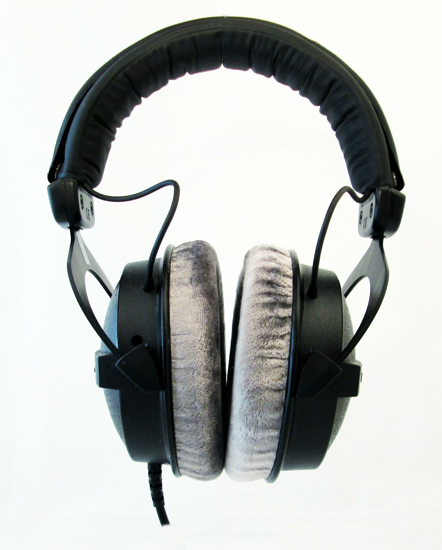 Наушники Beyerdynamic DT 770 Pro 80 Ohm — фото 1