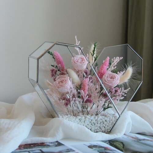 Флорариум со стабилизированными цветами 