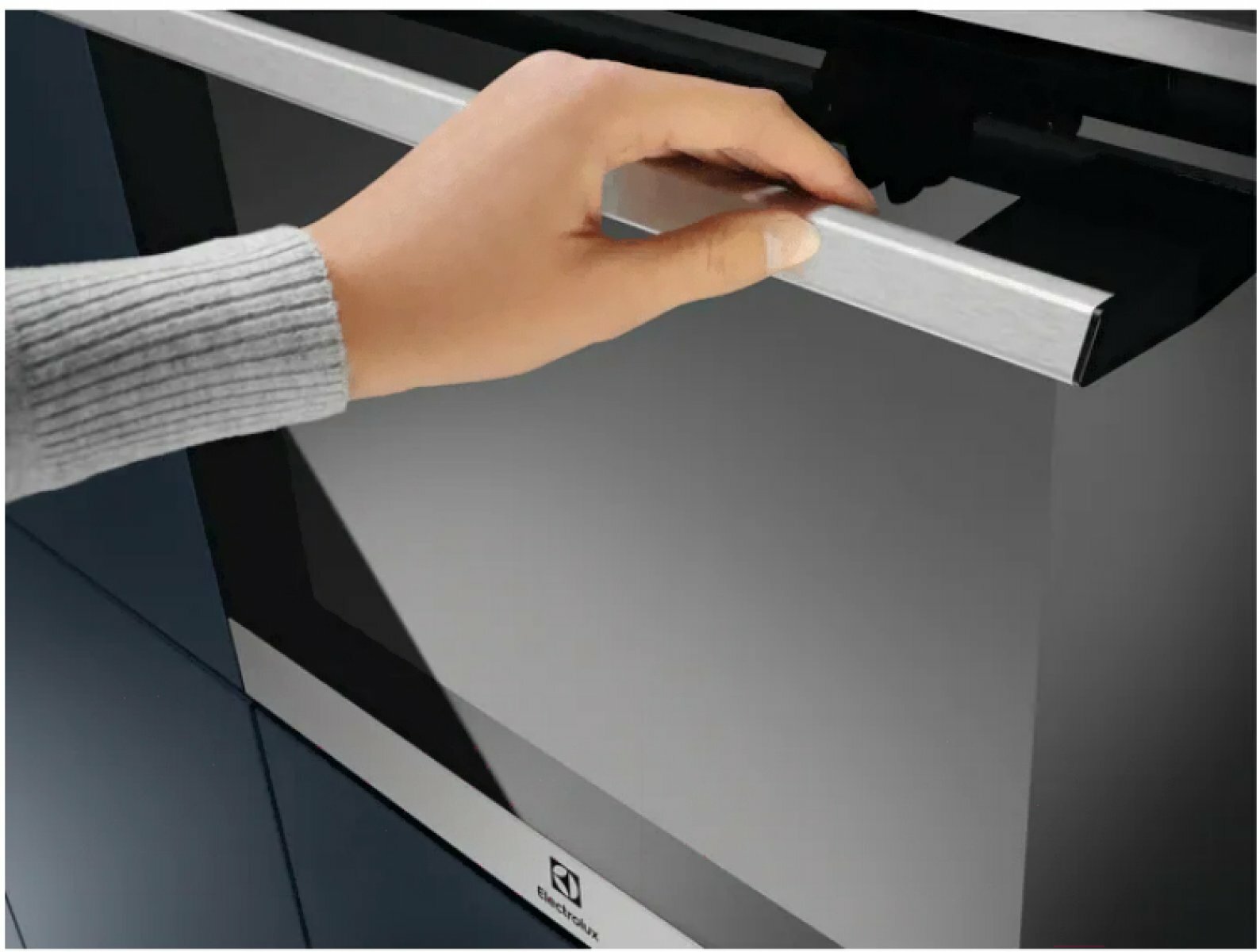 Обзор: Электрический духовой шкаф Electrolux EOE7P31X серебристый