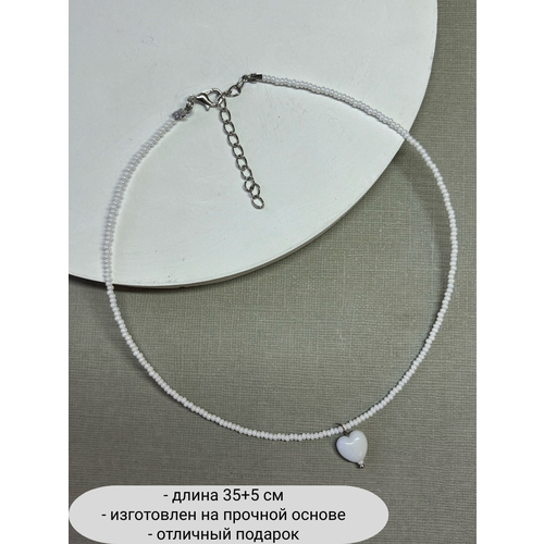 фото Колье sidorina sofia accessories, перламутр, бисер, длина 35 см, белый в серебре