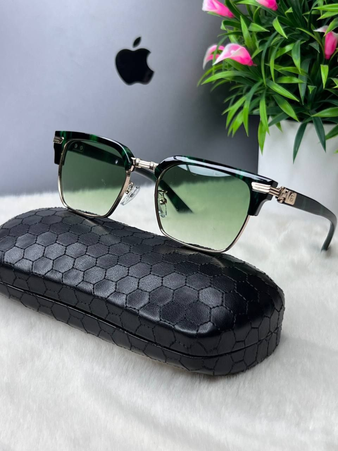 Солнцезащитные очки