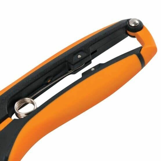 Ножницы FISKARS SP160 для микрообрезки изогнутые 1063325 - фотография № 6