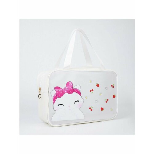 фото Косметичка белый forсhildren