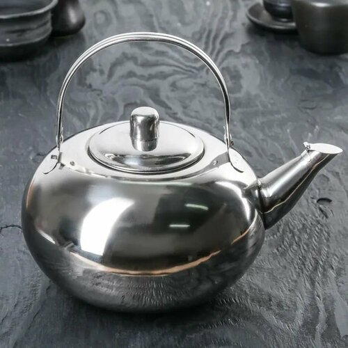 Чайник заварочный металлический 1 л с ситечком в подарочной упаковке 1216₽