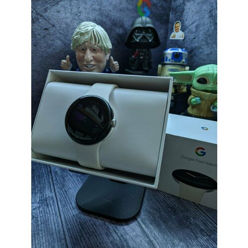 Google pixel watch 1 gen USA Polished Silver caseChalk Active band новые Wi-Fi версия 2400000₽