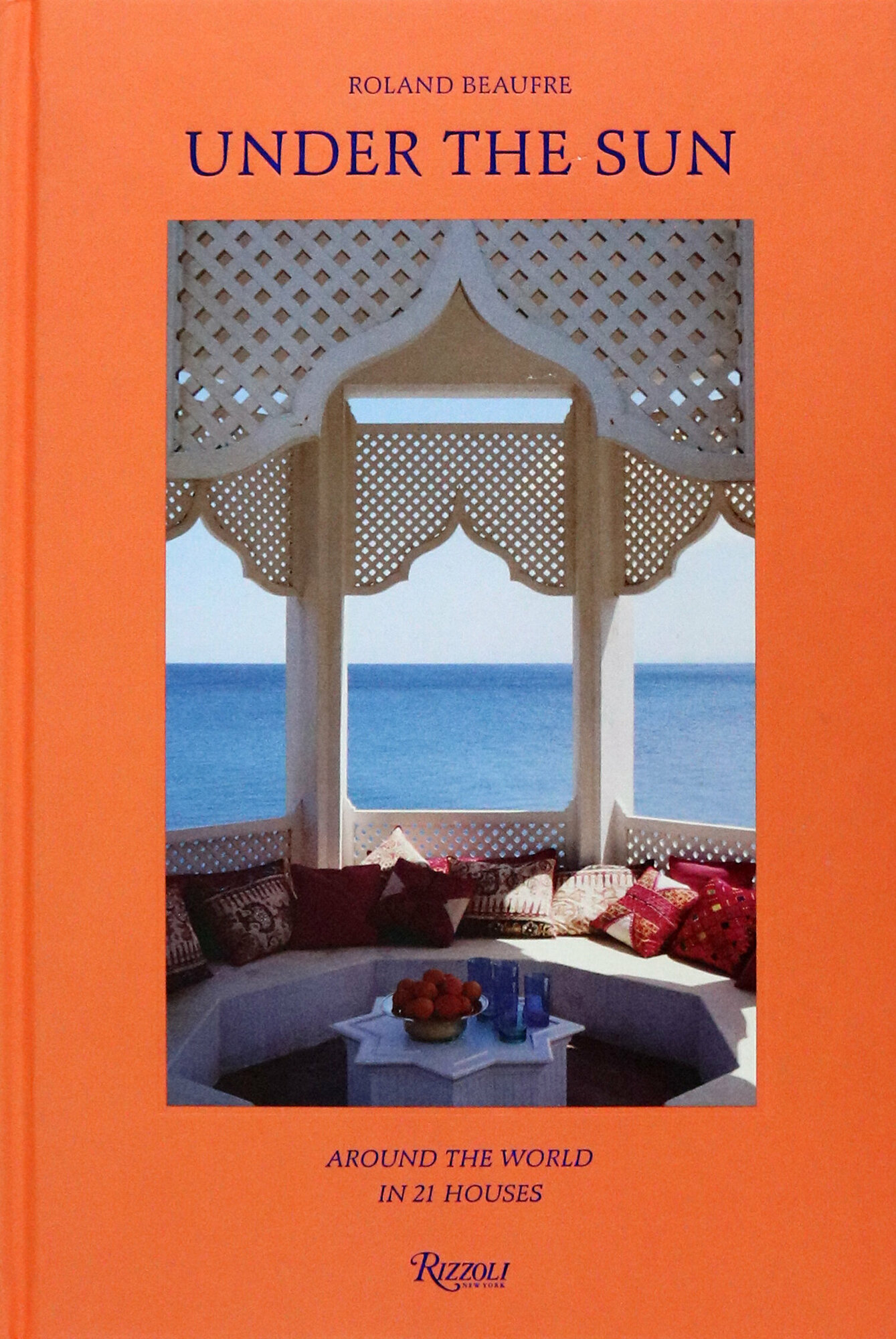 Under the Sun. Around the World in 21 Houses - фото №2