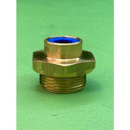 Штуцер М22х1,5/8