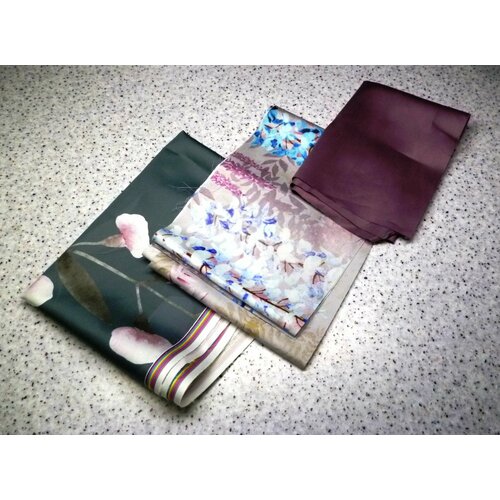 Обрезы ткани для творчества. Мако-сатин, хлопковый шелк . Комплектация на фото и описании.