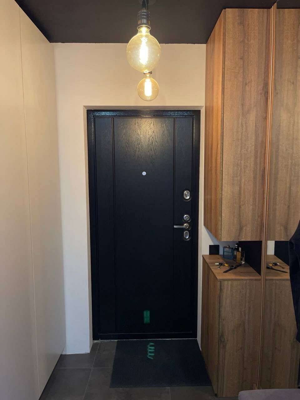 Входная дверь для дома или квартиры с натуральным шпоном 86 левая черная - фотография № 3