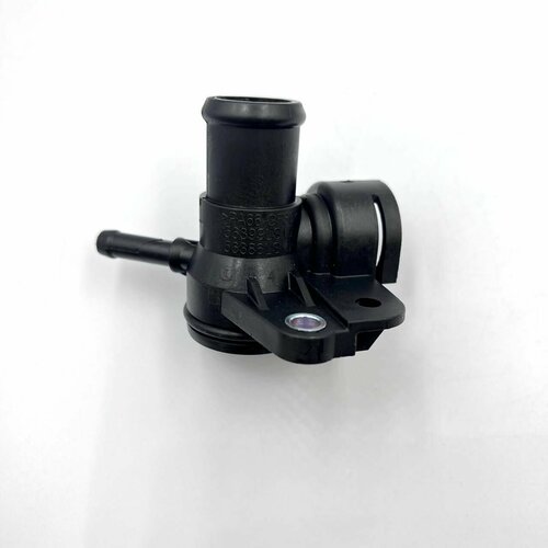 Фланец системы охлаждения VAG 06J121132F 1650₽