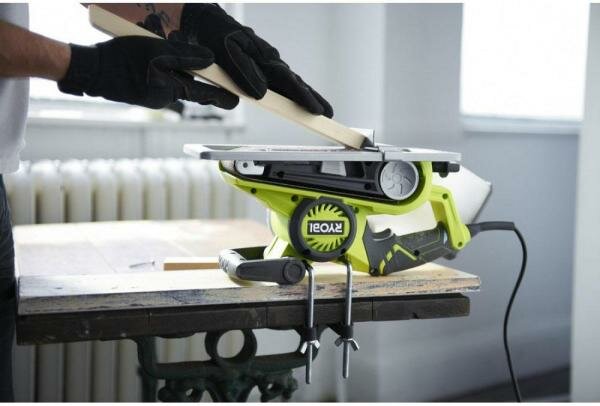 Ленточная шлифовальная машина Ryobi EBS800 800Вт