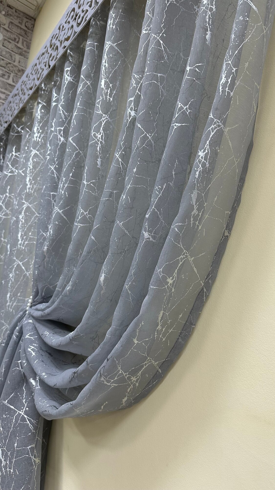фото Льняной тюль серый мрамор серебро, ширина 3м, высота 2,7м