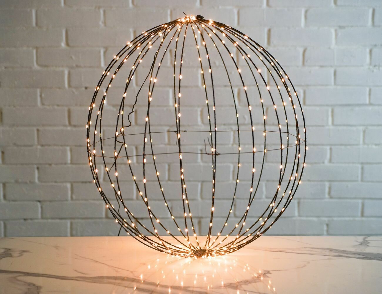 фото Подвесное светящееся украшение ШАР люминоз, 400 экстра-теплых мини LED-огней, 60 см, уличный, Koopman International AX2200240