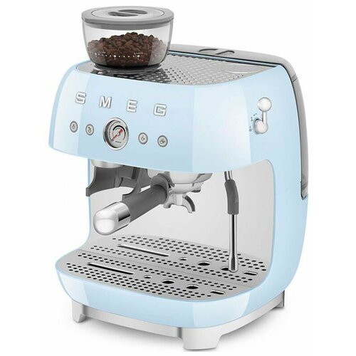Кофеварка эспрессо Smeg EGF03PBEU цвет пастельный голубой 9499000₽