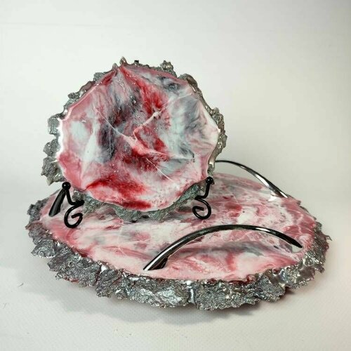 Комлект блюдо и подставка Мрамор в серебре из эпоксидной смолы 4488₽