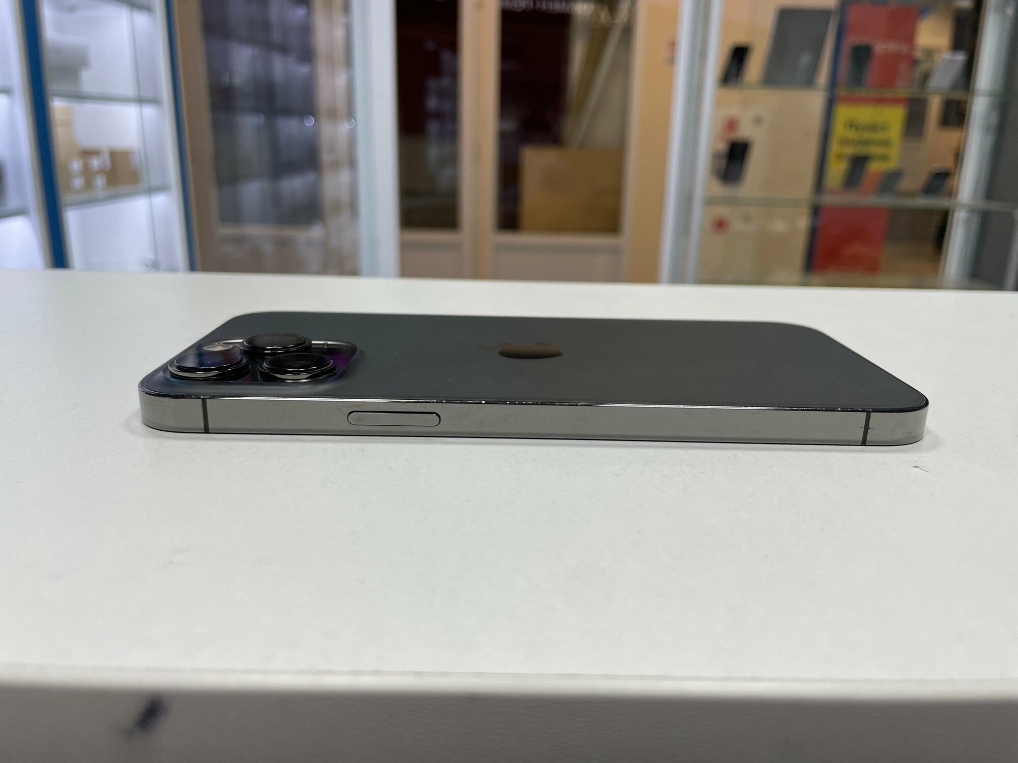 Смартфон Apple iPhone 13 Pro Max 256 ГБ, nano SIM+eSIM, черный — фото 1