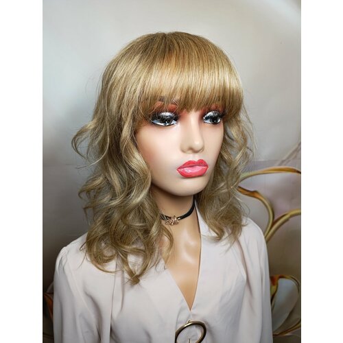 Парик из натуральных волос Элен 5258 размера 40 см серебристый блонд 17850₽