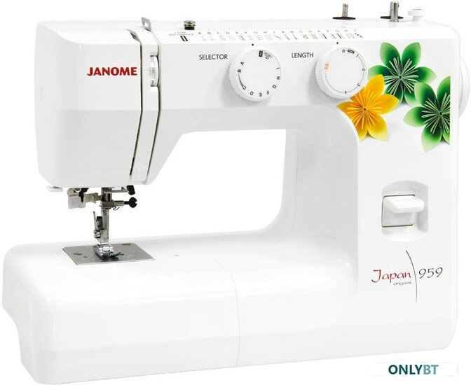 Швейная машина Janome Japan 959