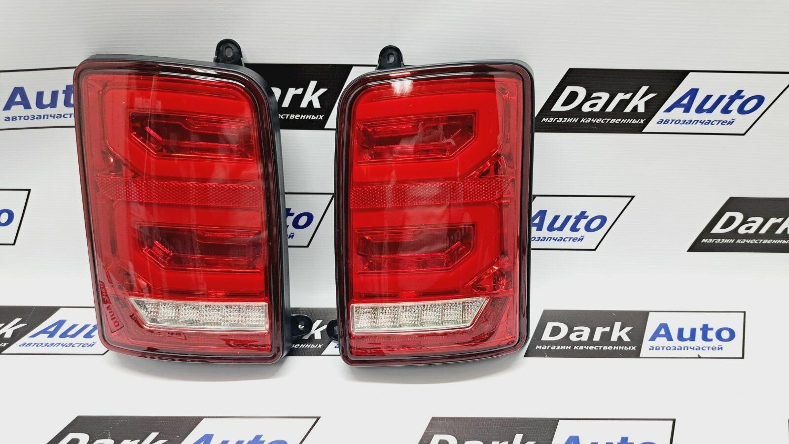 Задние светодиодные фонари Range Rover Style, красные для ВАЗ 21213, 21214, Нива - комплект