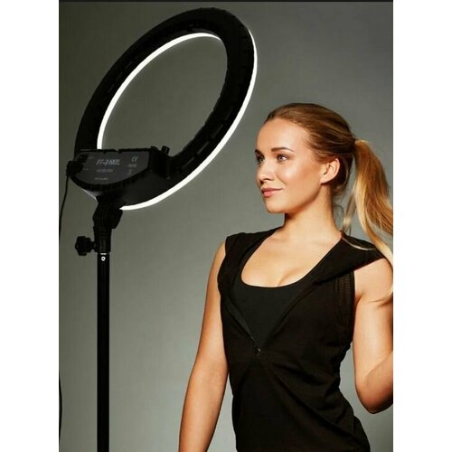 Профессиональная кольцевая лампа 45 см Soft Ring Light RL-18 с пультом ДУ Bluetooth пультом для селфи сумкой для переноски и штативом 75-190 см 565000₽