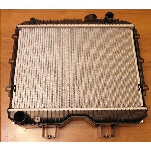 Радиатор основ. алюм. /УАЗ 3160 Хантер 3163 Патриот/ без конд. паяный