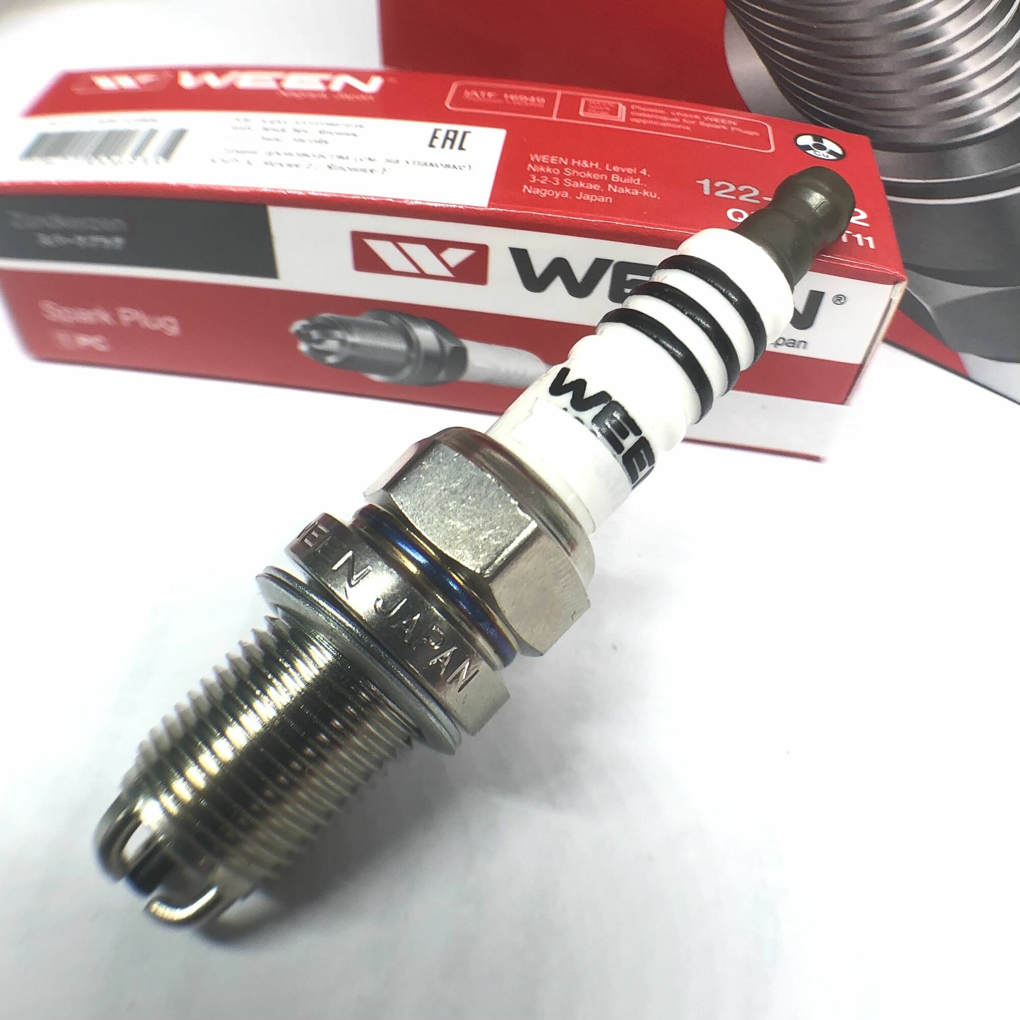Комплект свечей зажигания Audi 100 50 80 200 A2 A3 A4 A6 A8 B3 TT (Свечи Ауди) япония 3 Контакта WEEN — фото 1