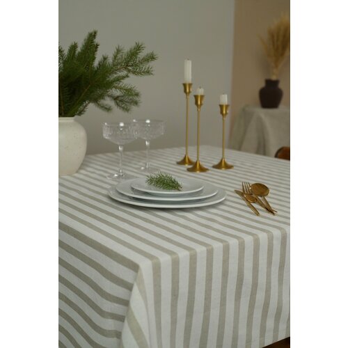 Скатерть СУНДУК льняная прямоугольная в полоску в бежевом оттенке 120x150 см 1750₽