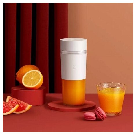 Портативный блендер Xiaomi Mijia Portable Juicer Cup MJZZB01PL, 300 мл, белый — фото 1