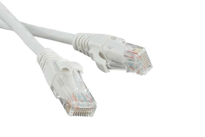 Патч-корд RJ45 - RJ45, 4 пары, UTP, категория 5е, 1 м, белый, LSZH, LANMASTER LAN-PC45/U5E-1.0-WH