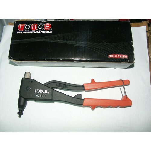 Заклепочник резьбовой 270мм FORCE 3560₽