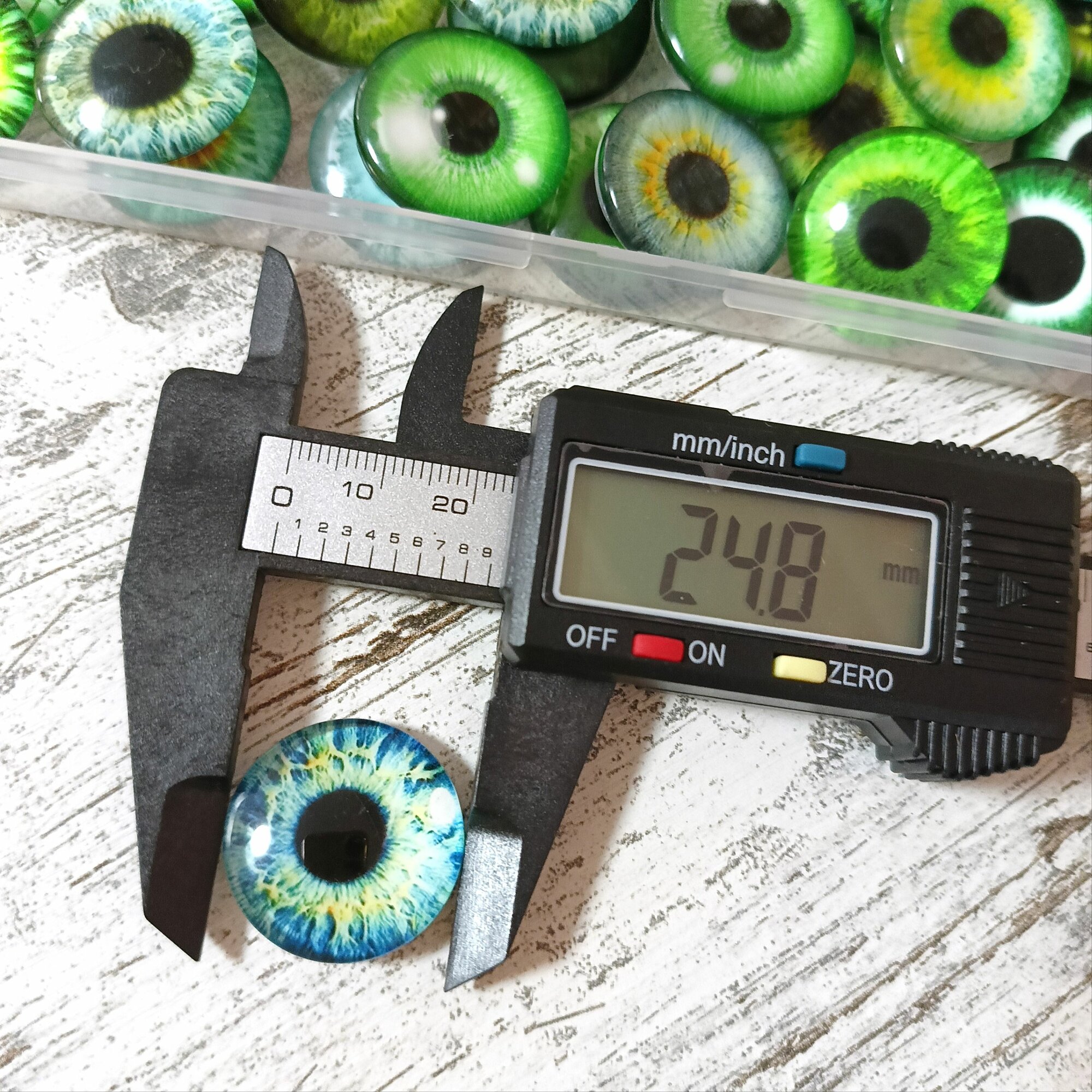 Глаза стеклянные кабошоны для игрушек 25мм 2шт — фото 1