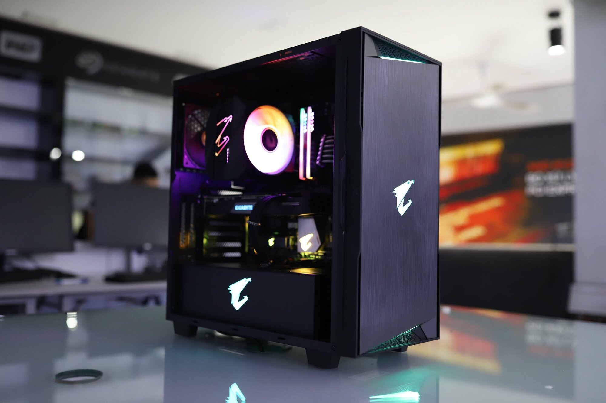 Мощный игровой компьютер Gigabyte AORUS Ryzen 7 5800X, 8ядер/32 ГБ DDR4, RTX4060, 512Gb+1Tb SSD, 750W, Win 10 PRO