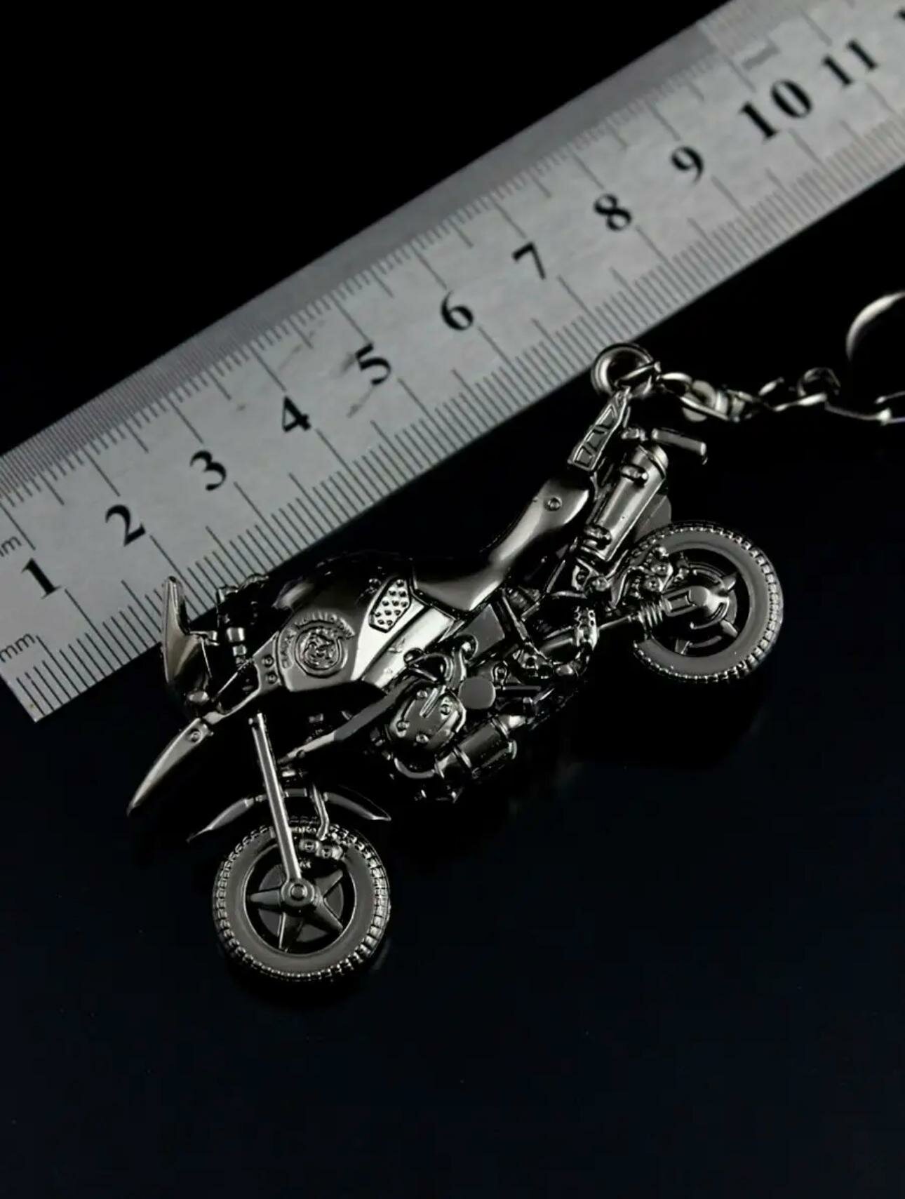 Брелок, черный — фото 1