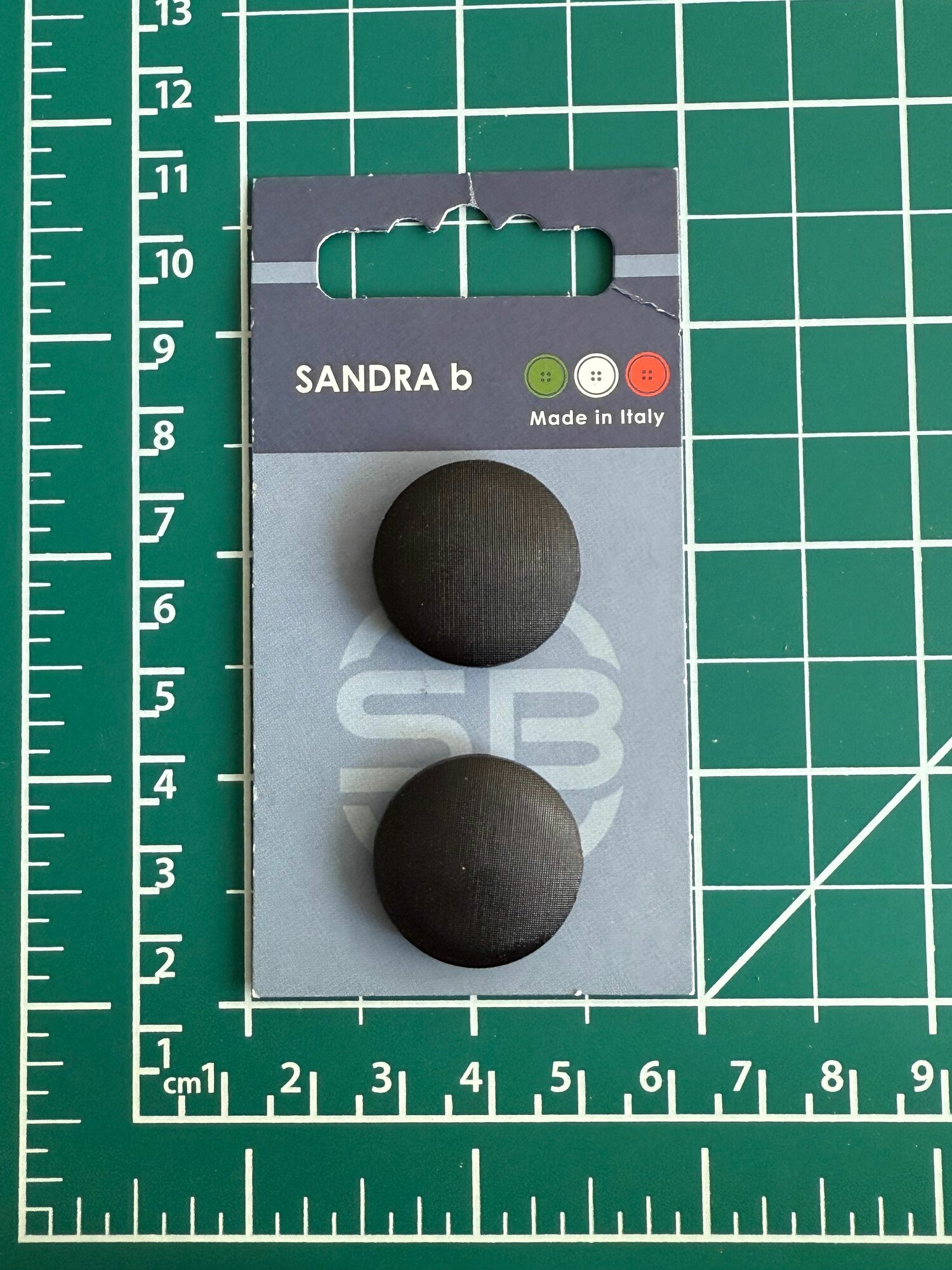 Пуговицы SANDRA b чёрные на ножке, 23 мм, 2 шт