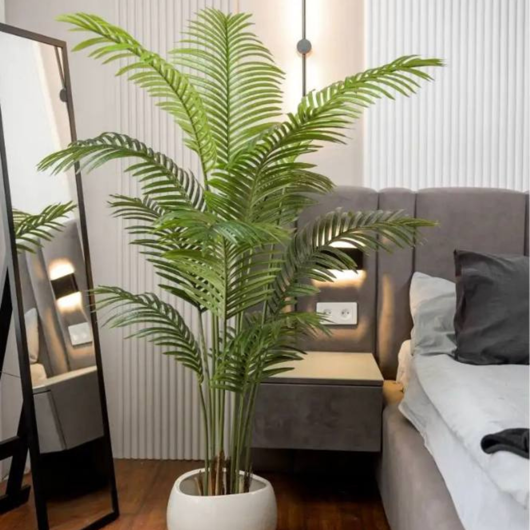 Искусственное дерево пальма. Декоративное растение. Растение для декора и интерьера.