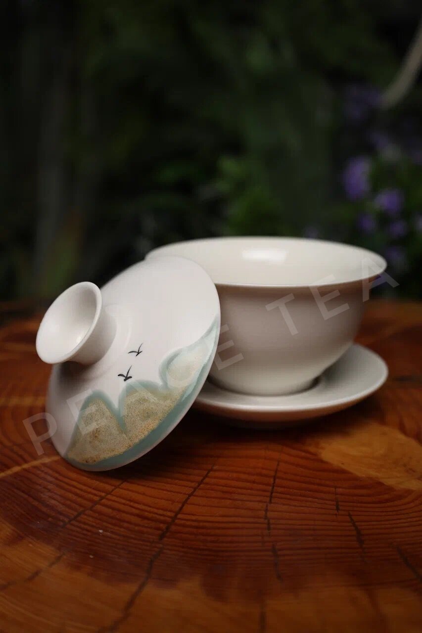 Гайвань для заваривания чая белая "Горы", керамическая 180 мл — фото 1