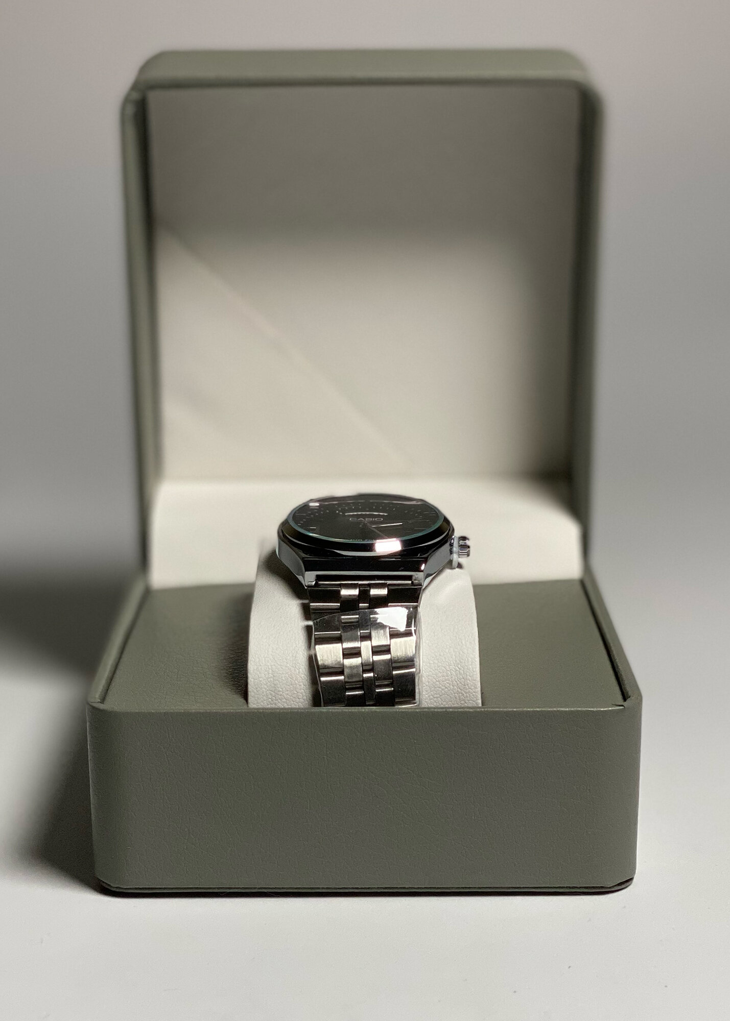 Наручные часы Classic