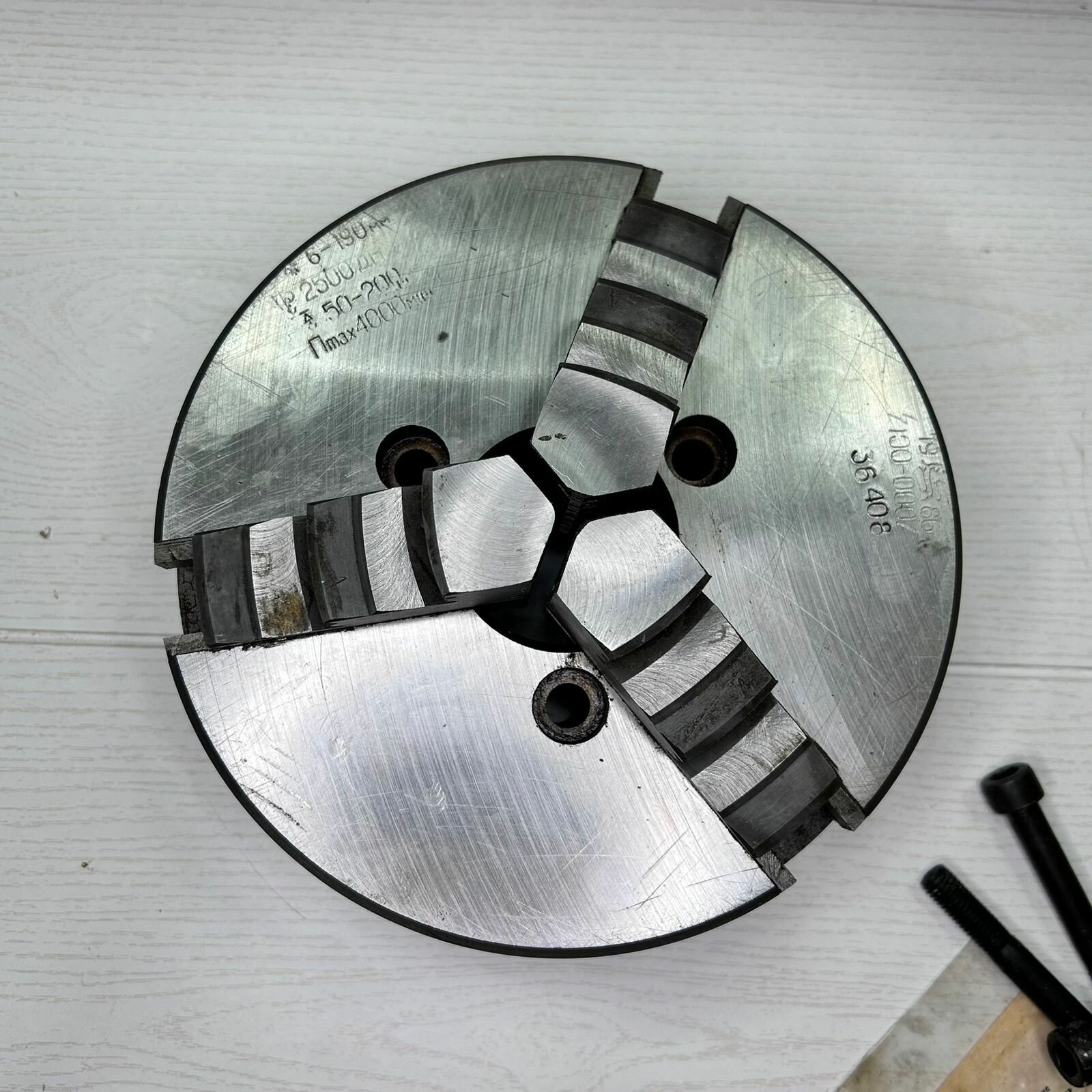 Патрон токарный 200 мм Псков, СССР, 3-х кулачковый — фото 1
