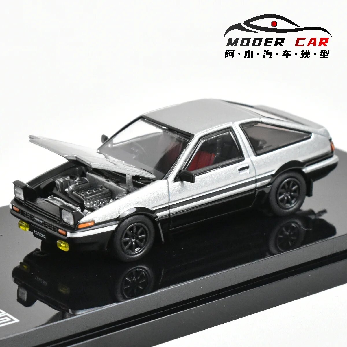 Hobby Japan 1:64 Toyota Trueno AE86 Silver