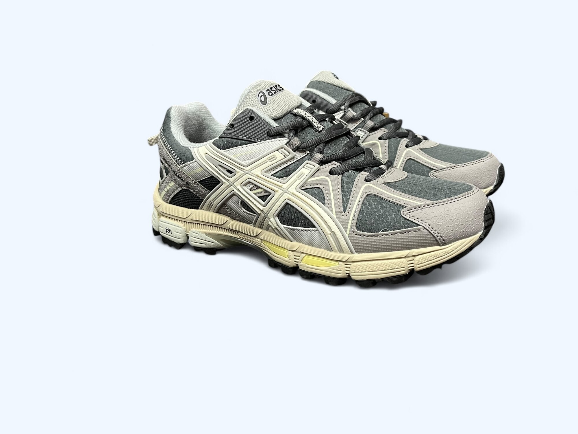 Кроссовки ASICS